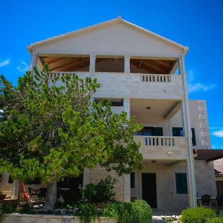 Apartment Markioli Повля Екстериор снимка