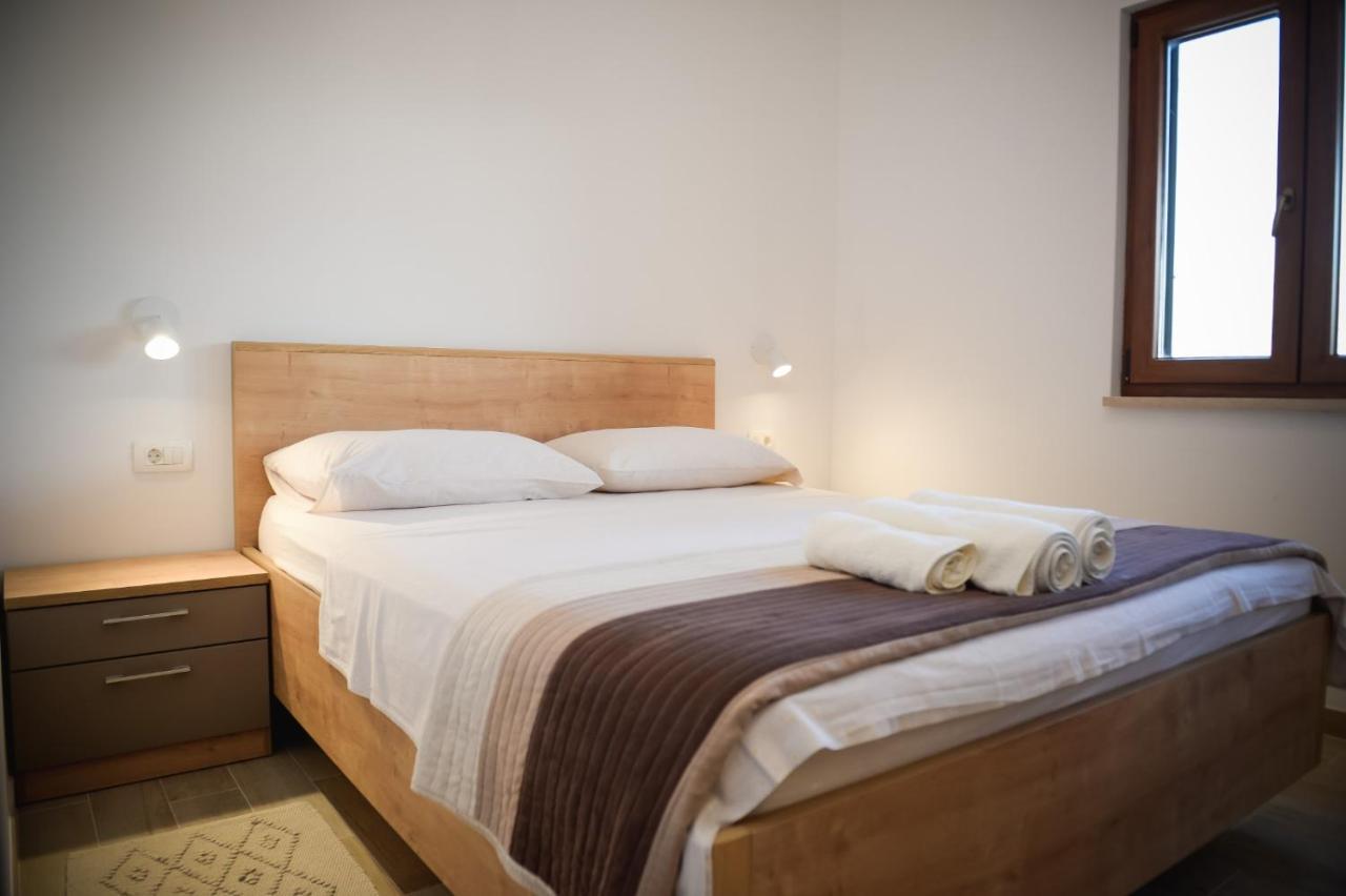 Apartment Markioli Повля Екстериор снимка