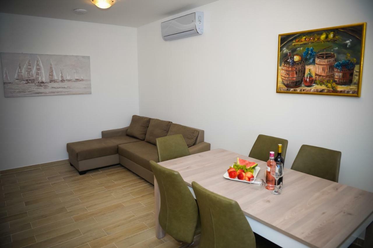 Apartment Markioli Повля Екстериор снимка