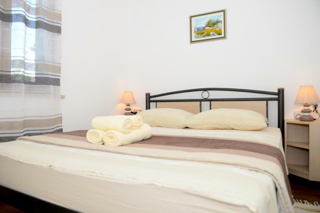 Apartment Markioli Повля Екстериор снимка