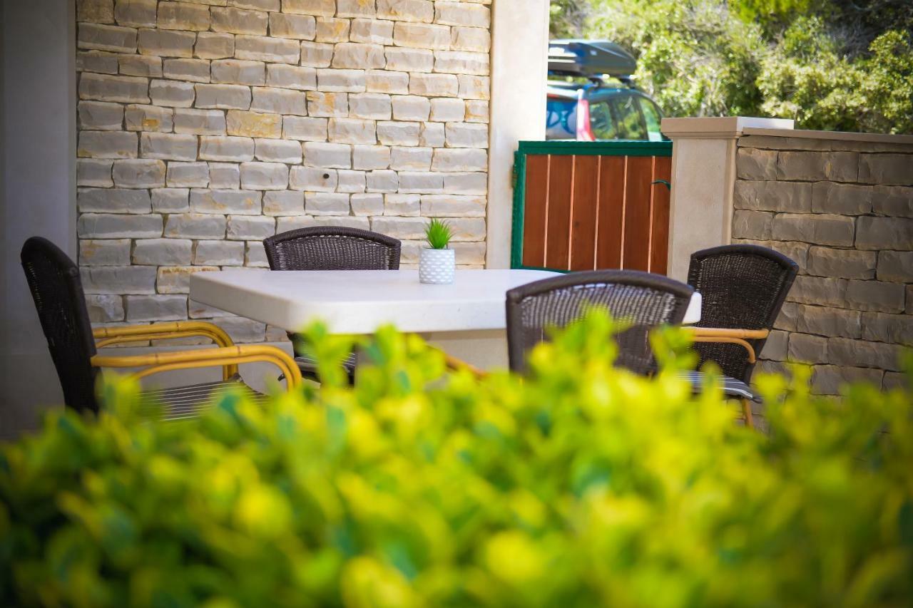 Apartment Markioli Повля Екстериор снимка